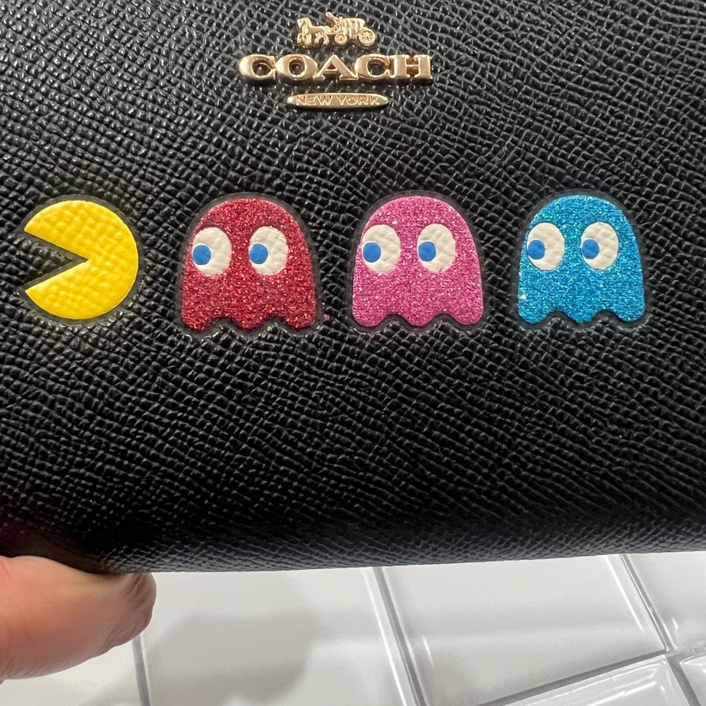 COACH PAC MAN wallet , NWT - Picture 1 of 11